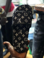 Charger l'image dans la galerie, claquette homme LV
